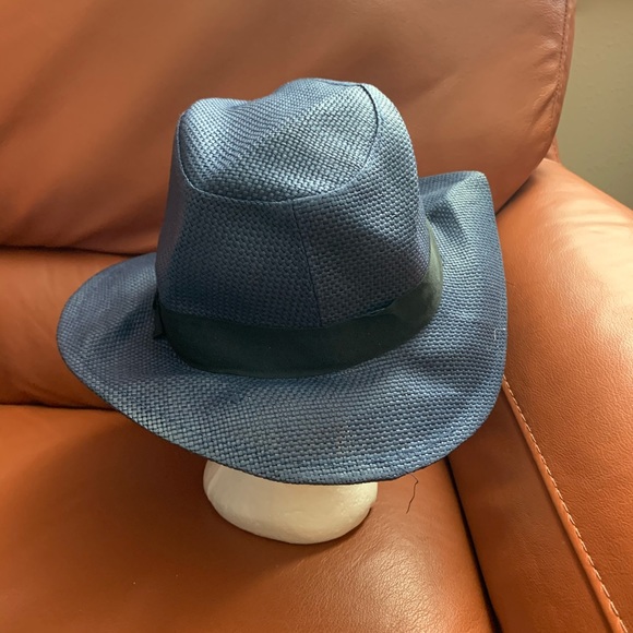 Hat - Picture 3 of 4